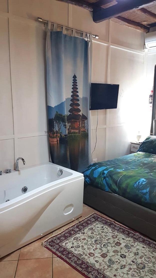 Bali Only For Two ,La Torre Villa Vignanello Bagian luar foto